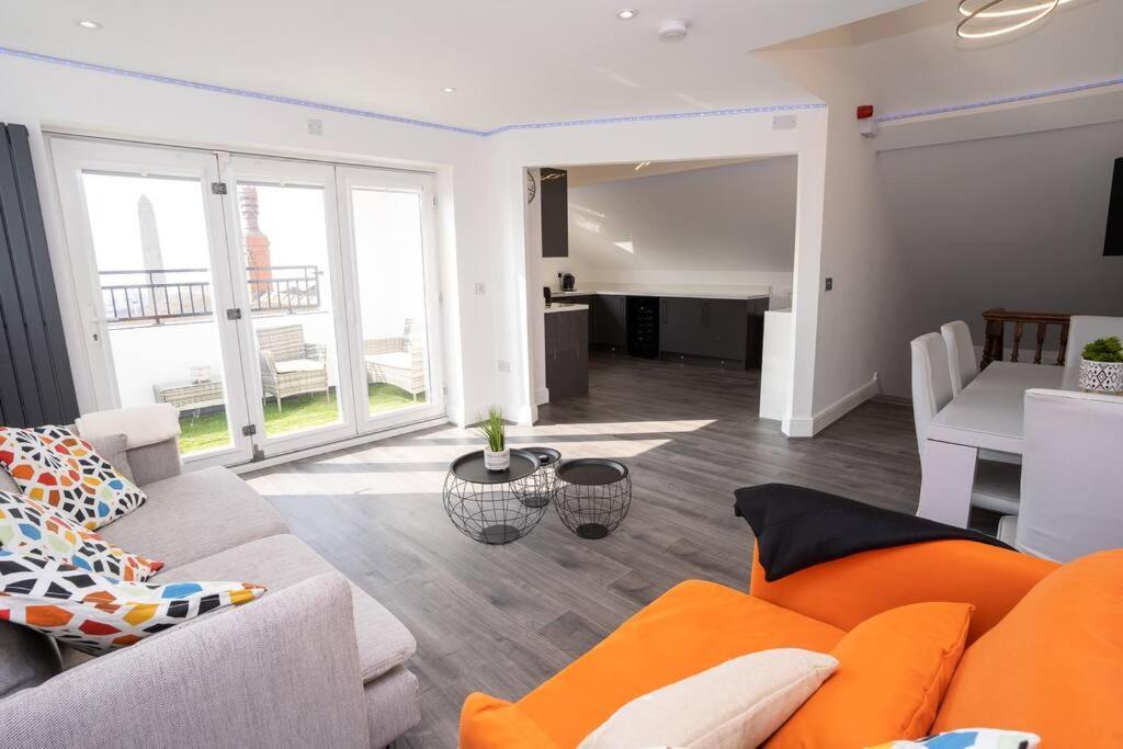 Luxury Town Apartment With Roof Terrace, Sleeps 6 Blackpool Exterior foto